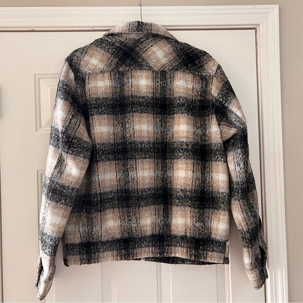 Plaid Zip-Up Shacket - Picture 3 of 4